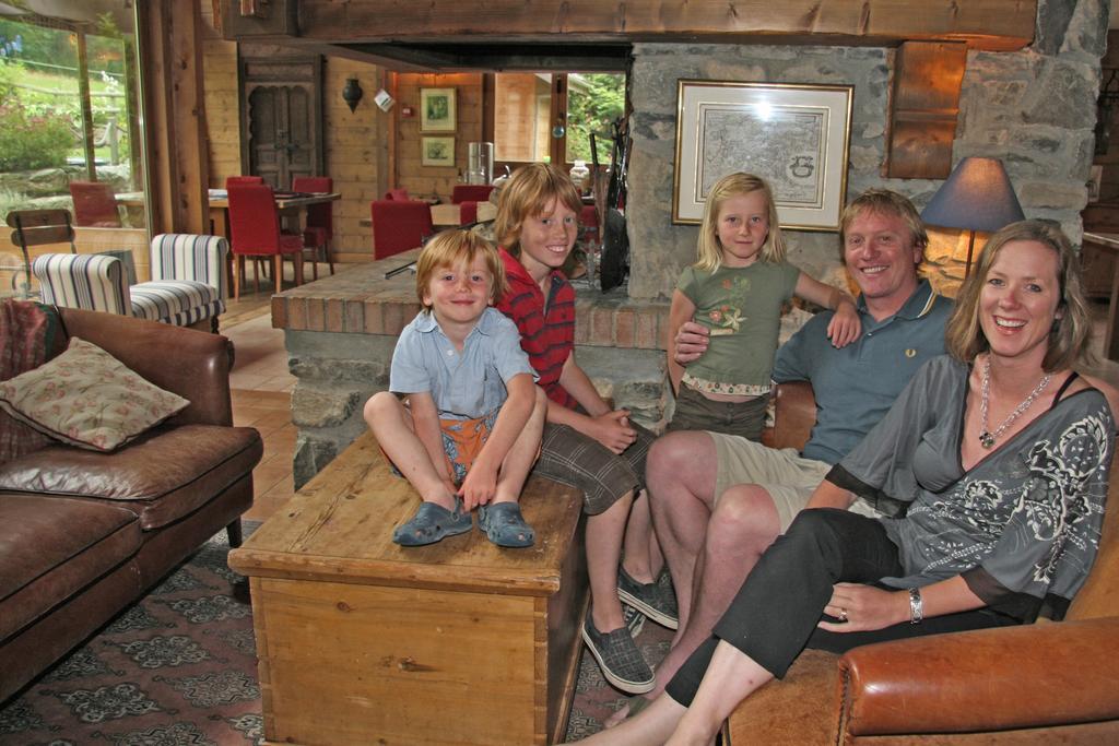 Hotel Et Chalet Au Coin Du Feu Chilly Powder Morzine Zewnętrze zdjęcie